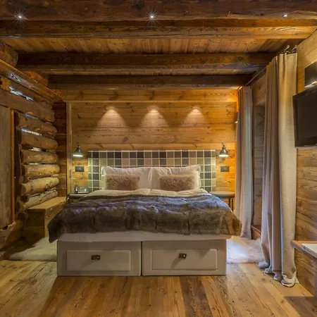 Hotellerie De Mascognaz Champoluc Exterior photo